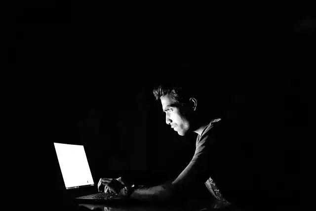 Tech Support Scam: Spotting Fake Numbers on Real Websites