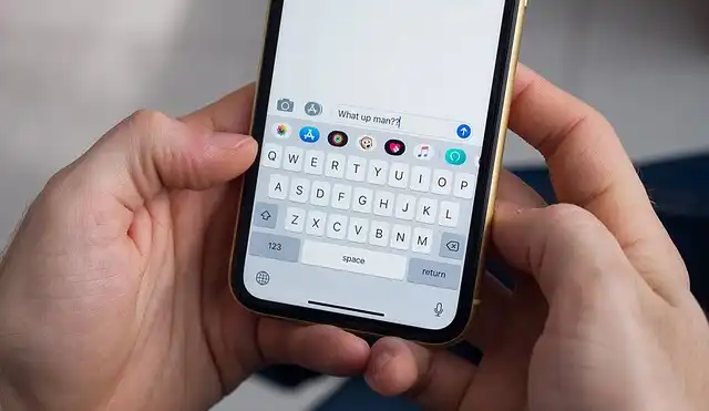 WhatsApp Ads: User Concerns & Alternatives