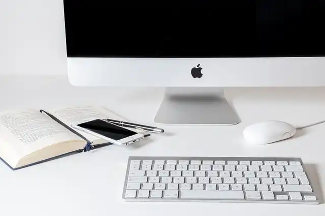 Apple Leadership Shake-up: Srouji’s Expanded Role & New CEO John Ternus